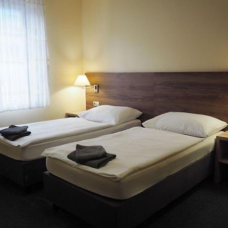 Pension Harmonie -Self Check-In Hotel Kolin Luaran gambar