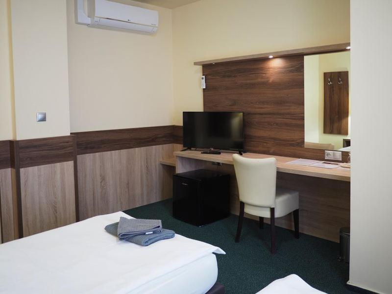 Pension Harmonie -Self Check-In Hotel Kolin Luaran gambar